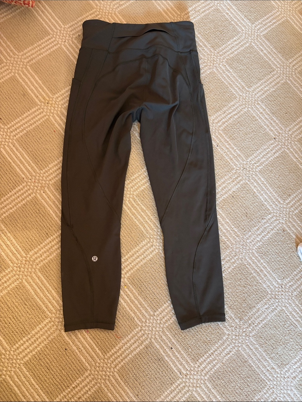 Size 6 lululemon olive green Performance Leggings
